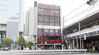 都内好立地に2院開業